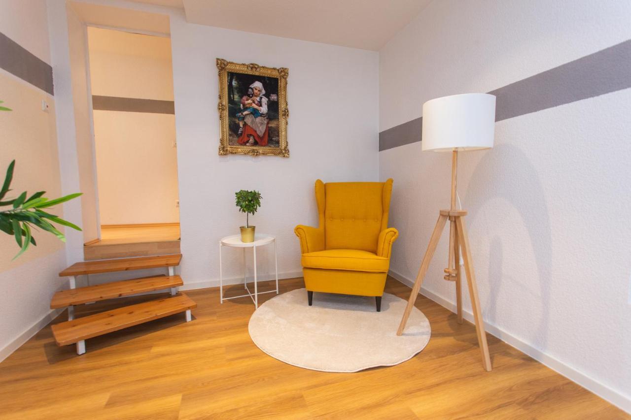 Fullhouse - Halle - Ku15 Apartments Extérieur photo